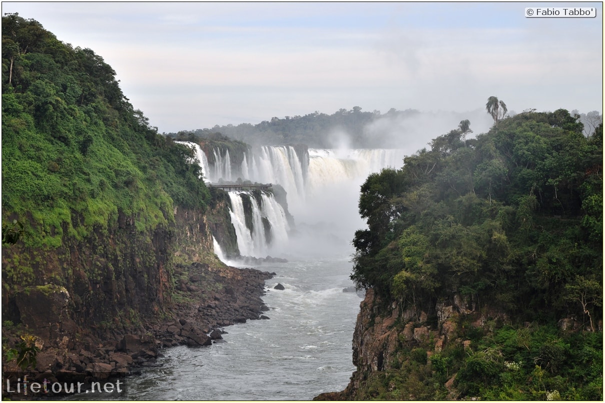 Fabios-LifeTour-Argentina-2015-July-August-Puerto-Iguazu-falls-The-Iguazu-falls-8840