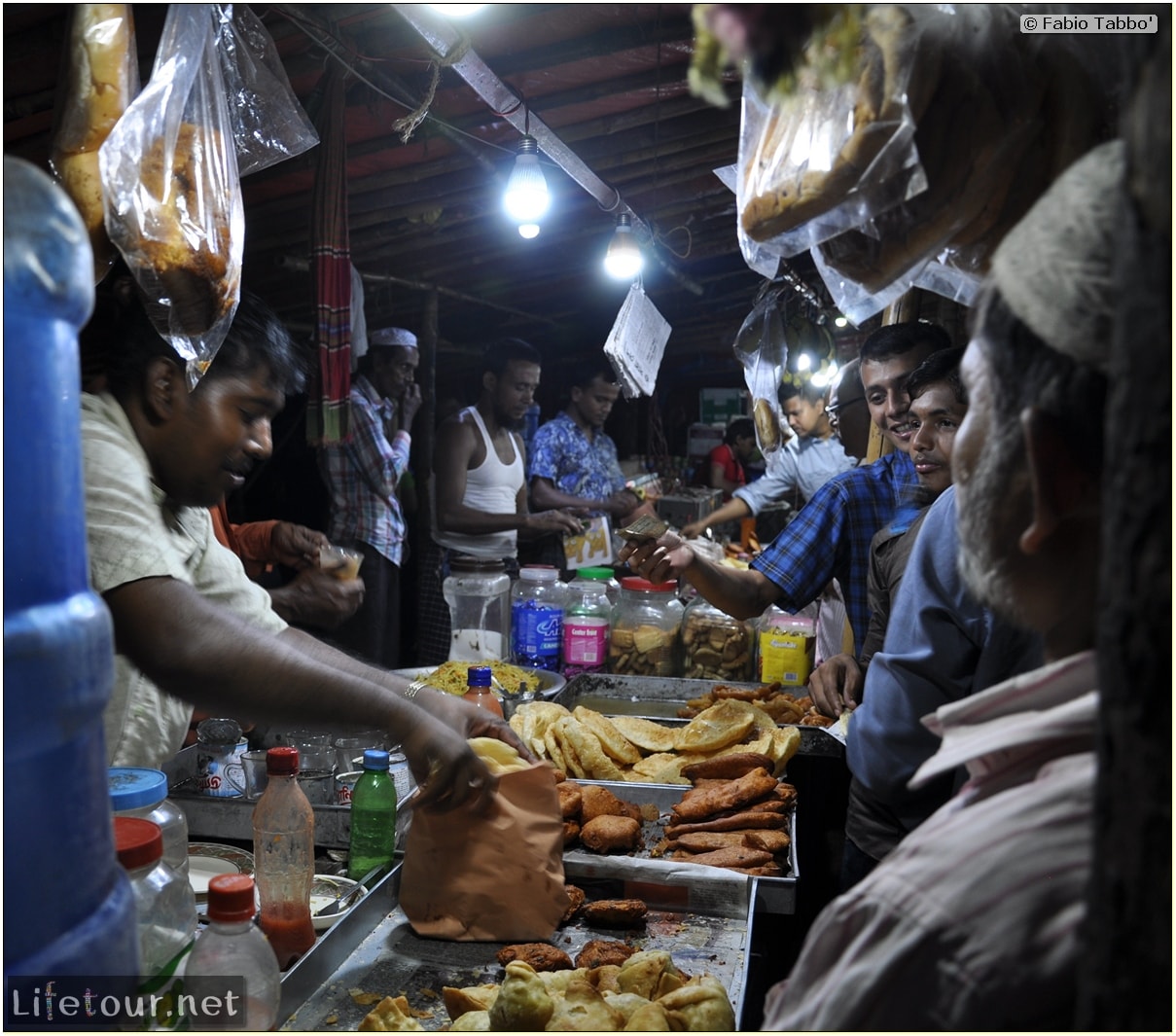 Fabios-LifeTour-Bangladesh-2014-May-Dacca-Night-markets-8220