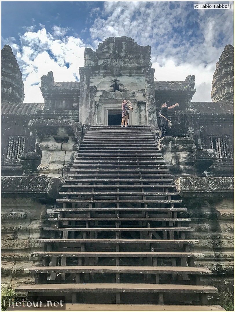 Fabio_s-LifeTour---Cambodia-(2017-July-August)---Siem-Reap-(Angkor)---Angkor-temples---Angkor-Wat---Other-pictures-Angkor-Wat---18555-cover