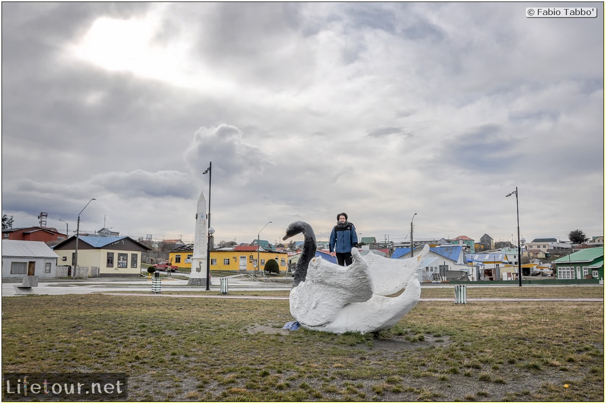 Fabio_s-LifeTour---Chile-(2015-September)---Porvenir---Tierra-del-Fuego---Porvenir-city---Parque-Croata---6801