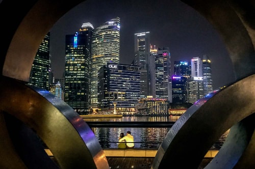 Singapore-Marina-Bay-By-night-18139 COVER